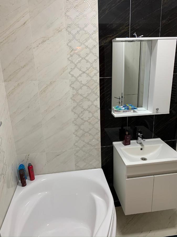Apartament Cu Regim Hotelier Militari Residence Helen Chiajna Luaran gambar
