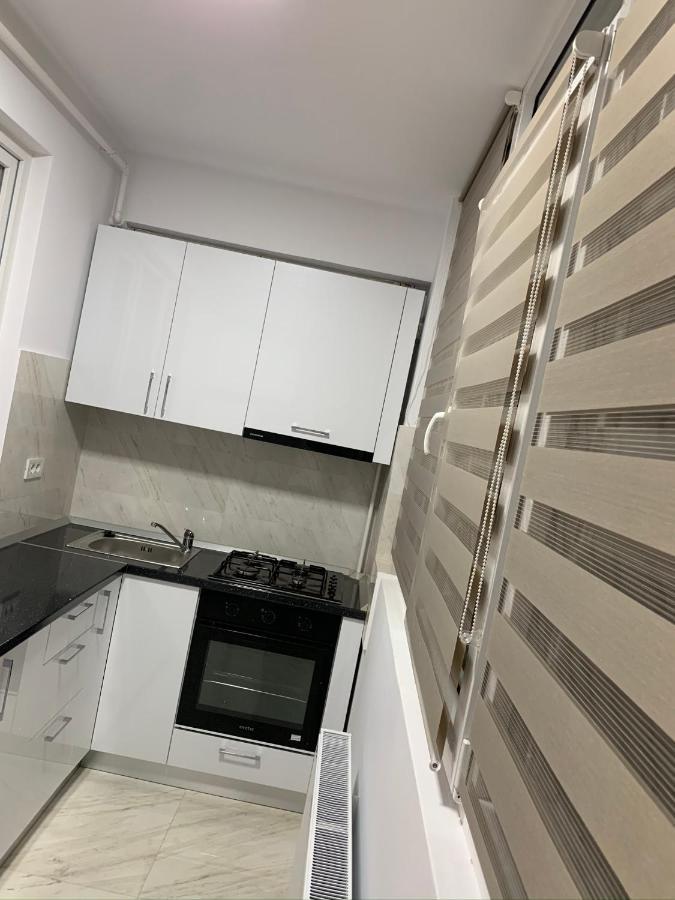 Apartament Cu Regim Hotelier Militari Residence Helen Chiajna Luaran gambar